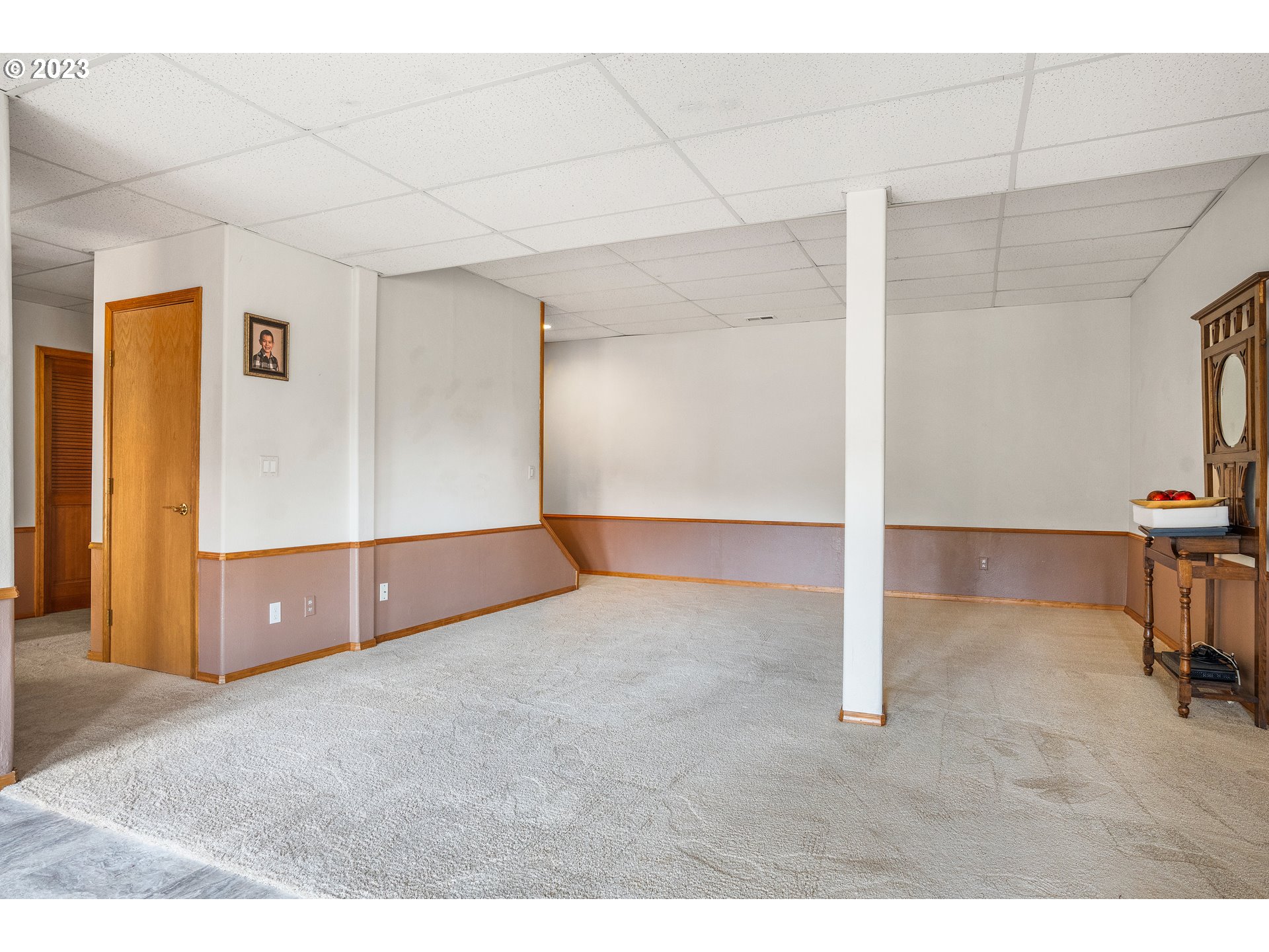 5963 Timber Ridge Drive Southeast Salem, OR 97317 - Photo 34 of 39 a view of an empty room with a window