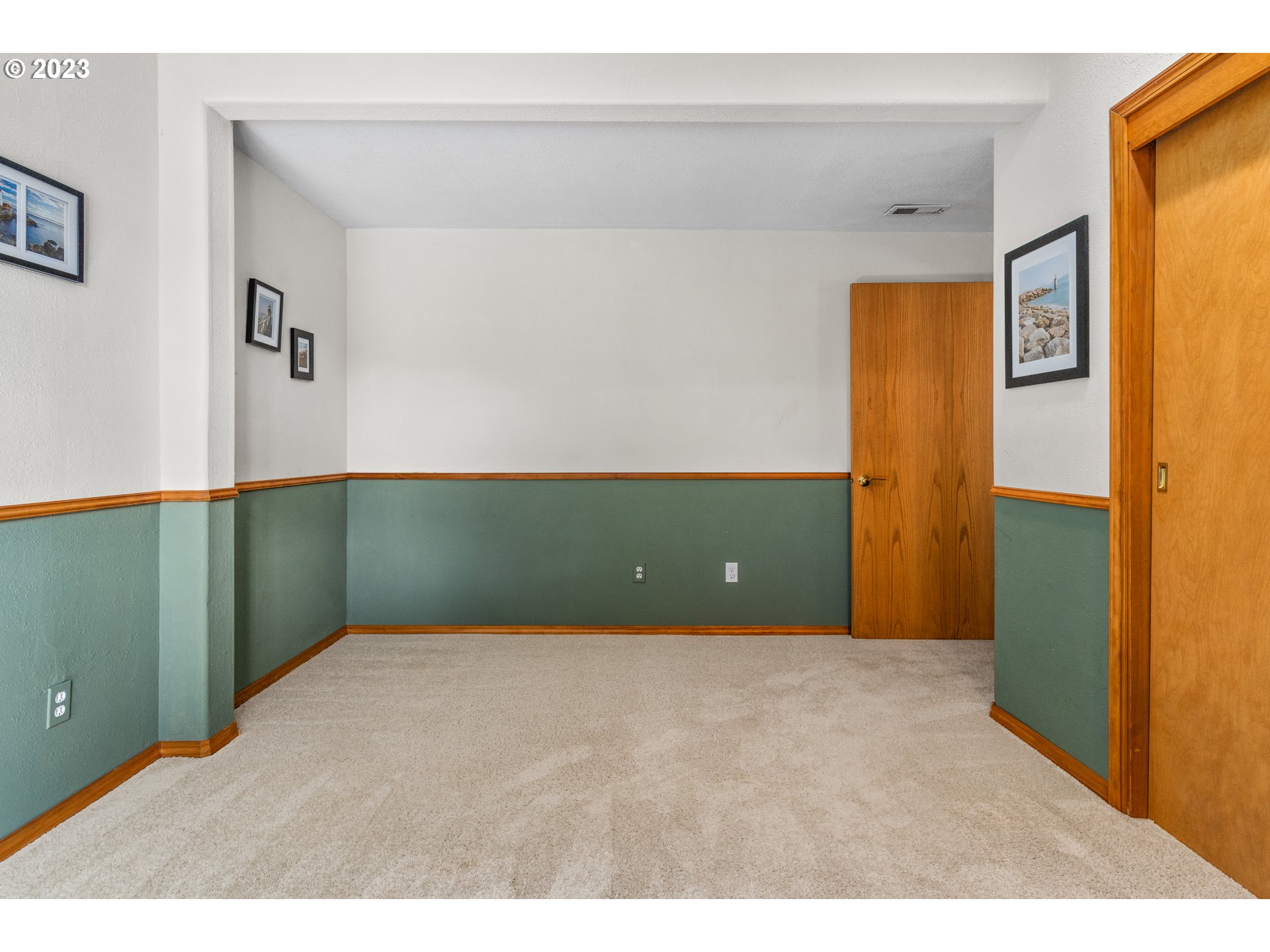 5963 Timber Ridge Drive Southeast Salem, OR 97317 - Photo 38 of 39 a view of a room with window and stairs