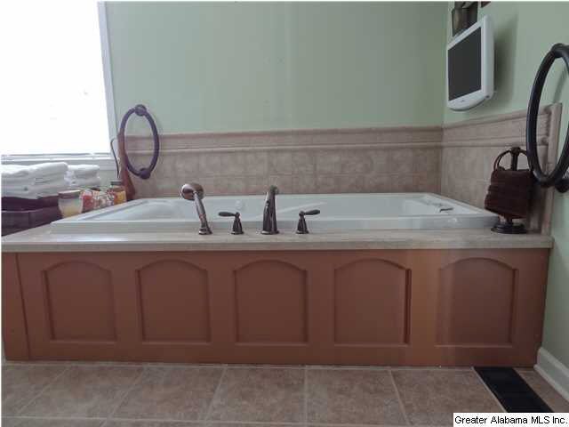 1111 Independence Drive Alabaster, AL 35007 - Photo 18 of 32