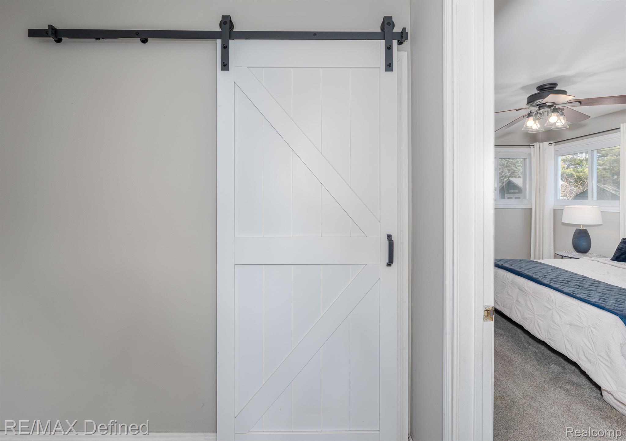 2695 Weaverton Rochester, MI 48307 - Photo 12 of 32 Cute Barn Door to Laundry