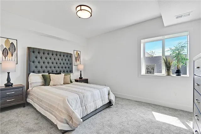 $885,470 | 17401 Parkhill Street, Overland Park, KS 66221