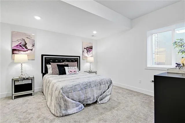 $885,470 | 17401 Parkhill Street, Overland Park, KS 66221