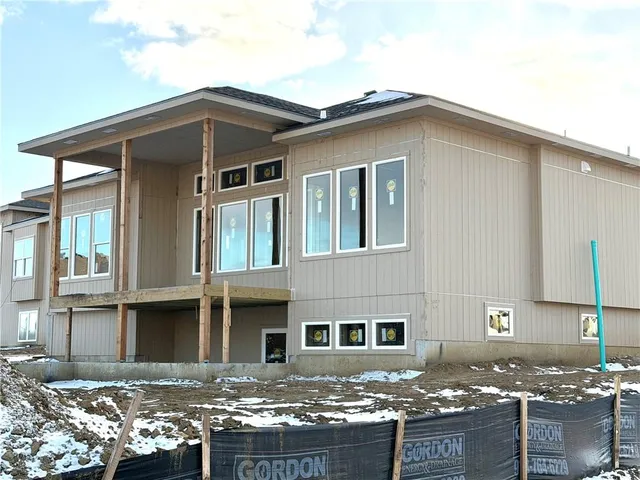 $885,470 | 17401 Parkhill Street, Overland Park, KS 66221