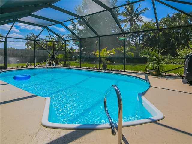 4994 Southeast Horseshoe Point Road Stuart, FL 34997 - Photo 21 of 25 Gallery Image 21