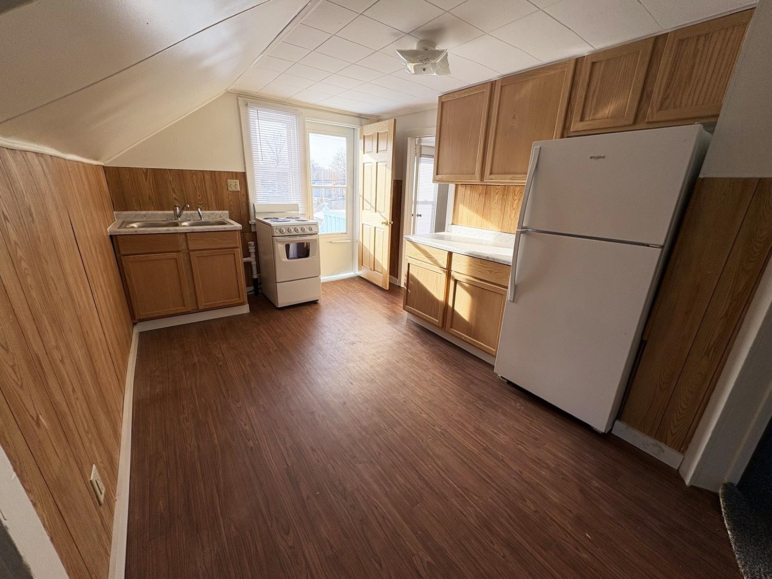 733 East Calumet Street Appleton, WI 54915 - Photo 15 of 26