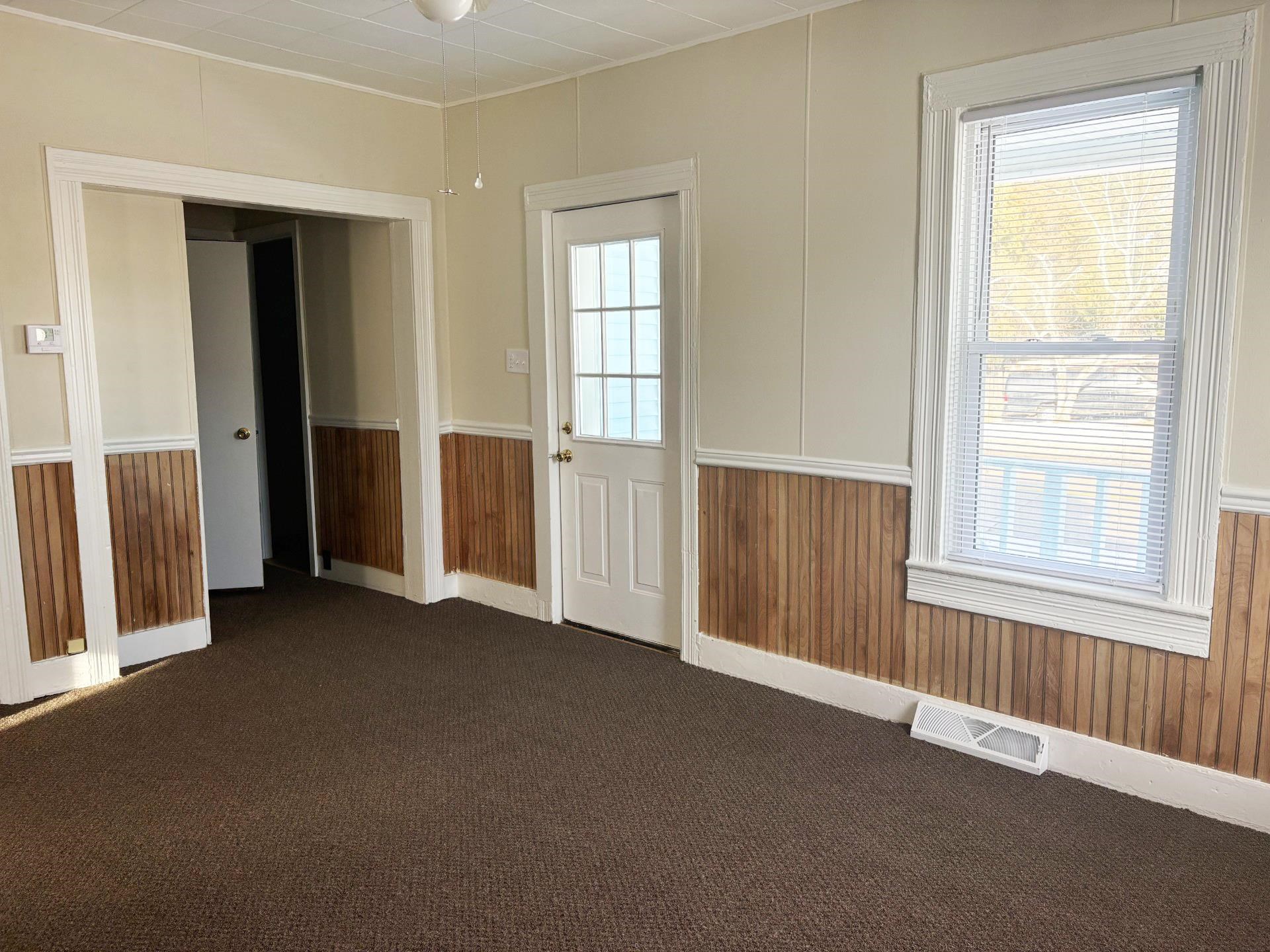 733 East Calumet Street Appleton, WI 54915 - Photo 2 of 26