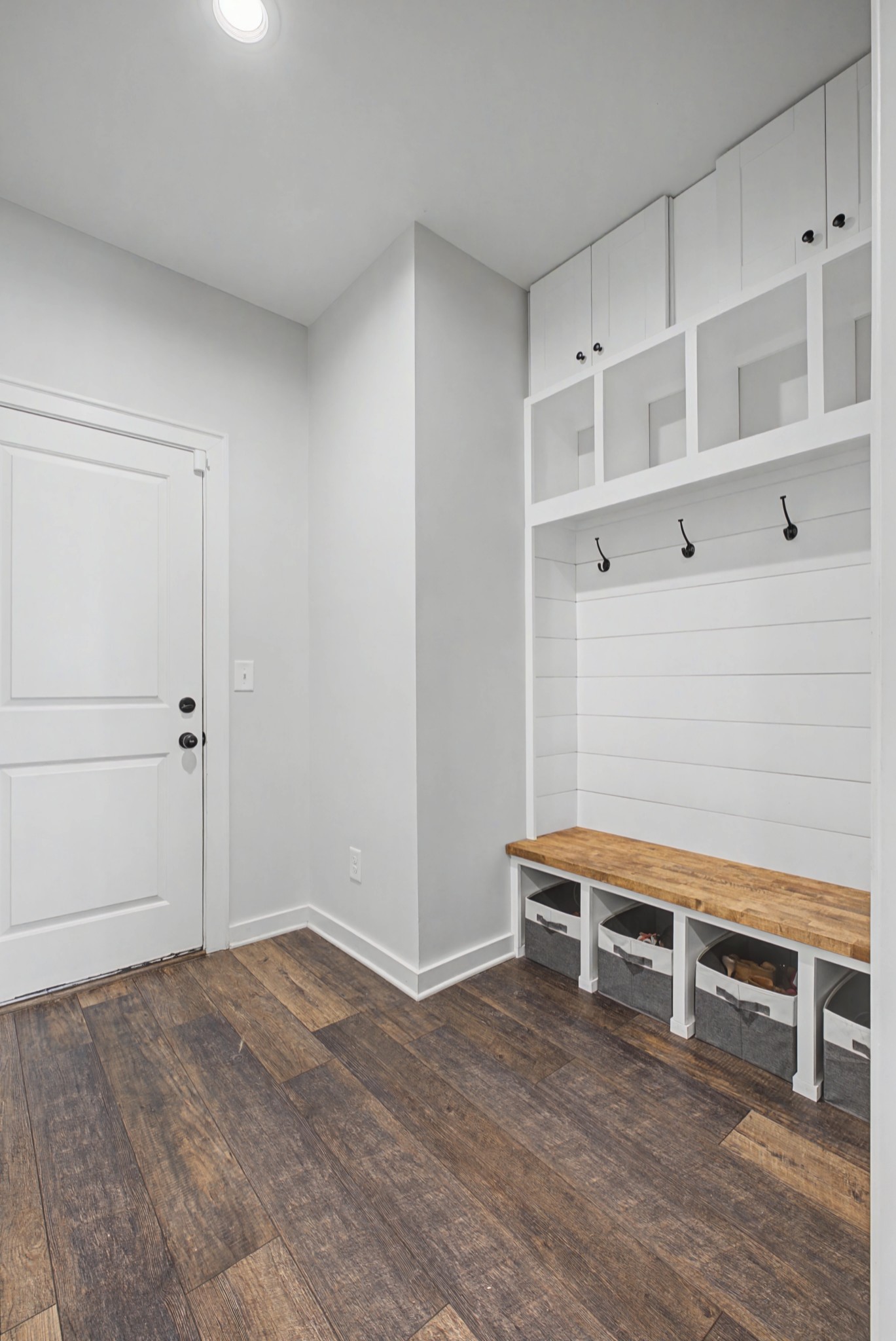 837 Plowson Road Mount Juliet, TN 37122 - Photo 32 of 44 a view of room with wooden floor and cabinet