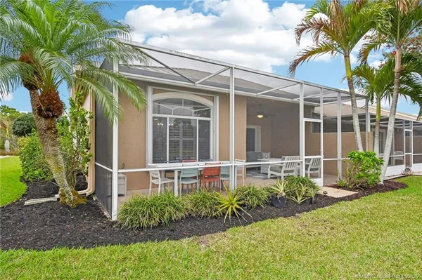 $399,999 | 621 Northwest Broken Oak Trail, Jensen Beach, FL 34957