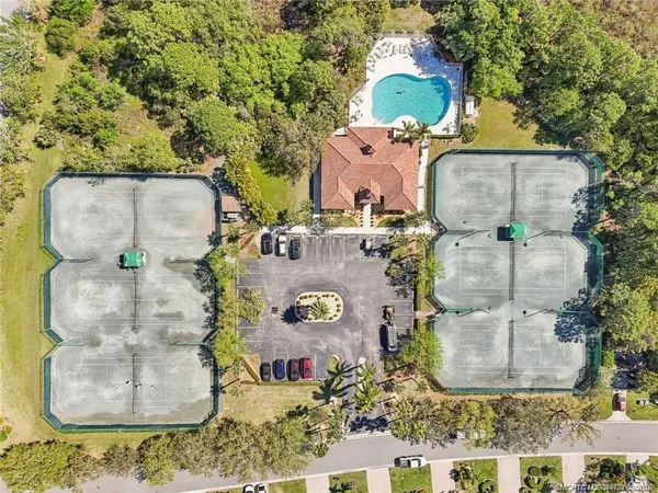 $399,999 | 621 Northwest Broken Oak Trail, Jensen Beach, FL 34957