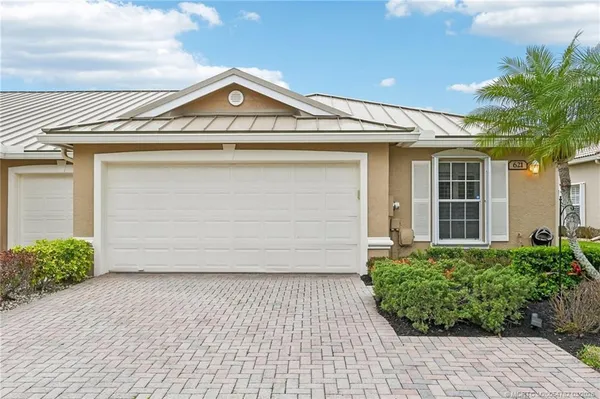 $399,999 | 621 Northwest Broken Oak Trail, Jensen Beach, FL 34957