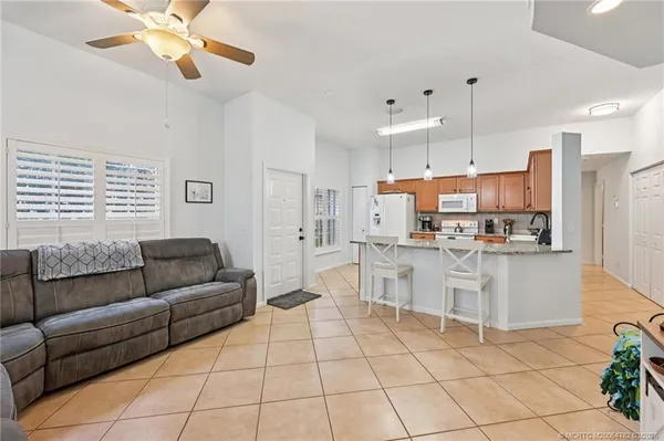 $399,999 | 621 Northwest Broken Oak Trail, Jensen Beach, FL 34957