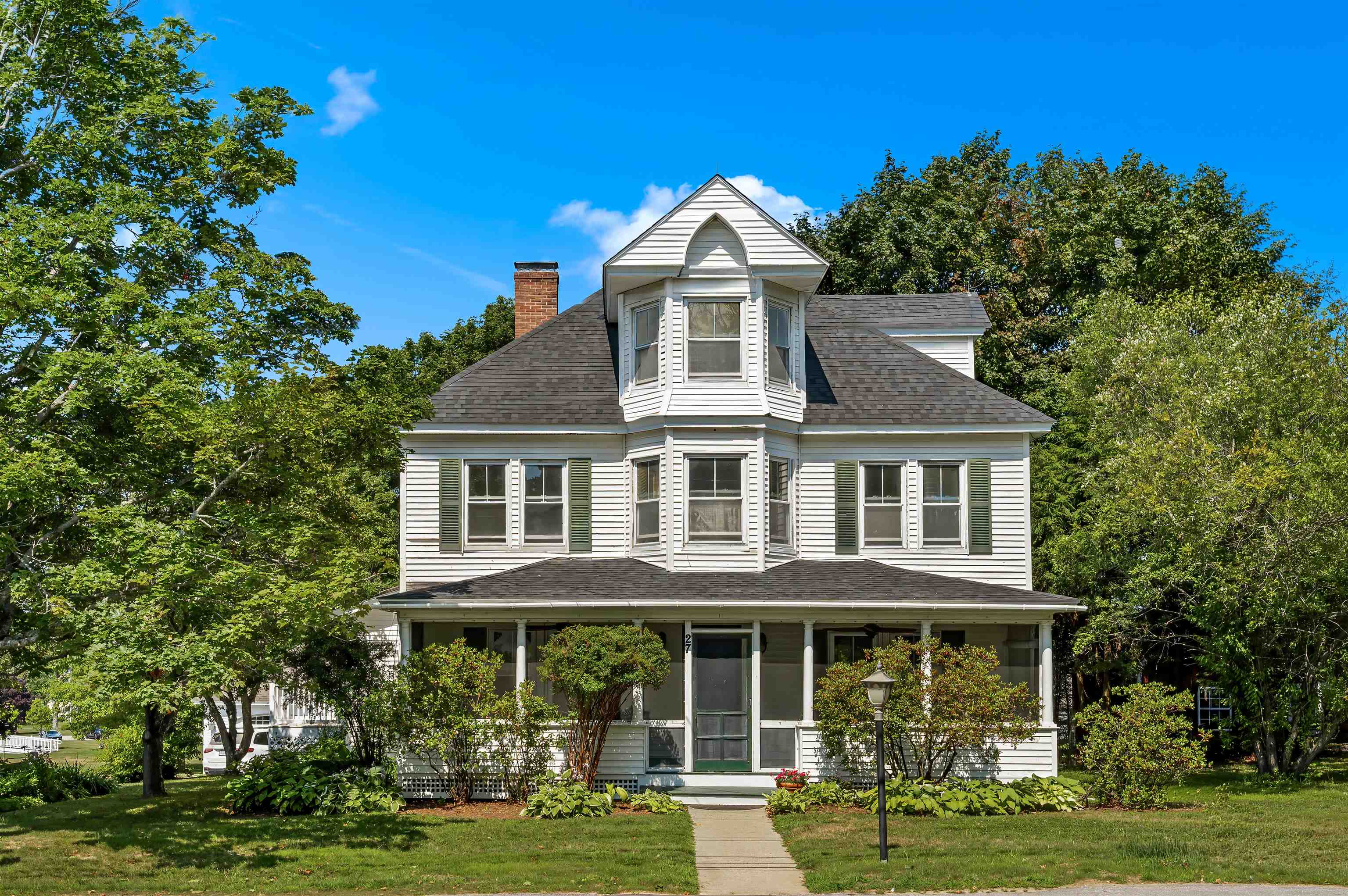 27 Seamans Road New London, NH 03257 - Photo 1 of 60 Gallery Image 1