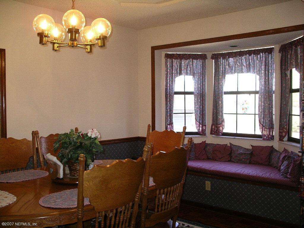 10023 Sandler Road Jacksonville, FL 32222 - Photo 11 of 16 Dining Room w Bay Window