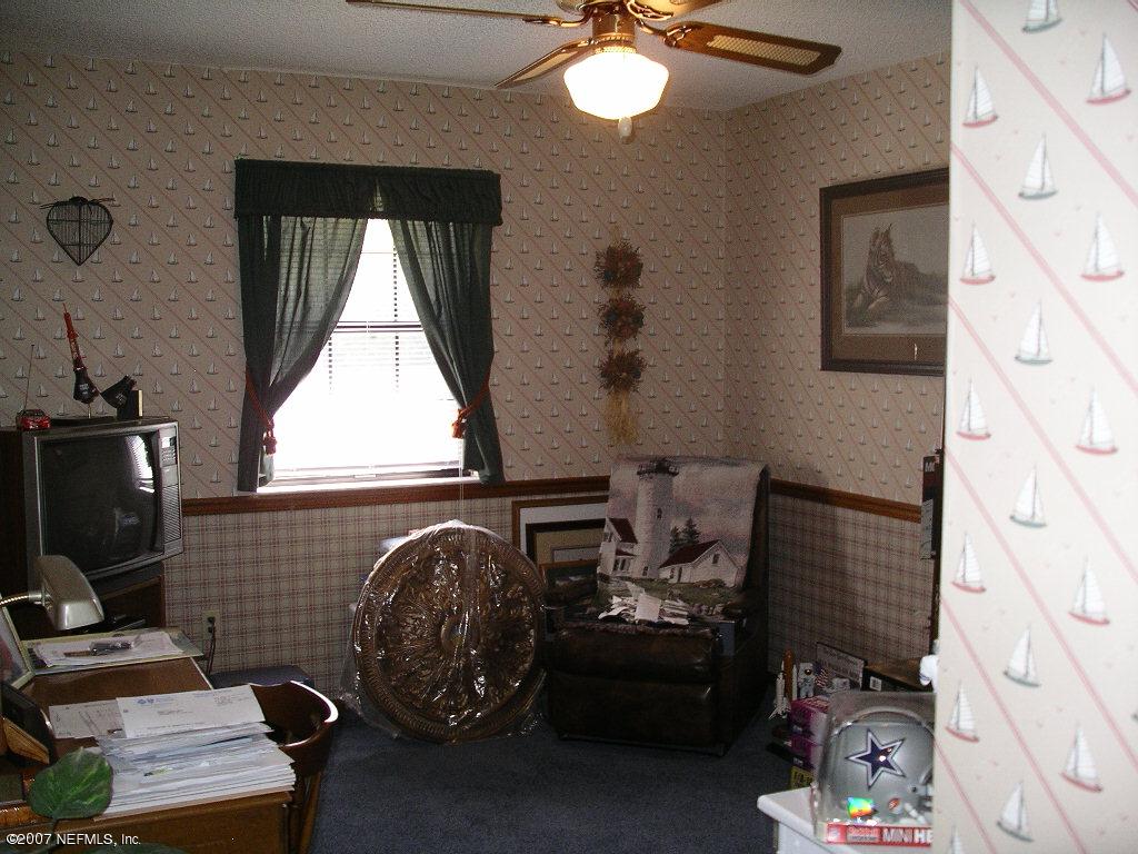 10023 Sandler Road Jacksonville, FL 32222 - Photo 15 of 16 3rd Bedroom
