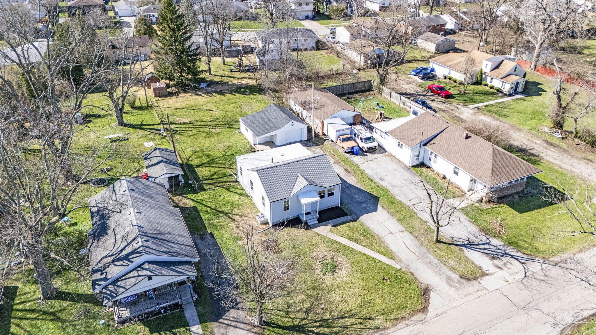 1885 Case Road Columbus, OH 43224 - Photo 51 of 63