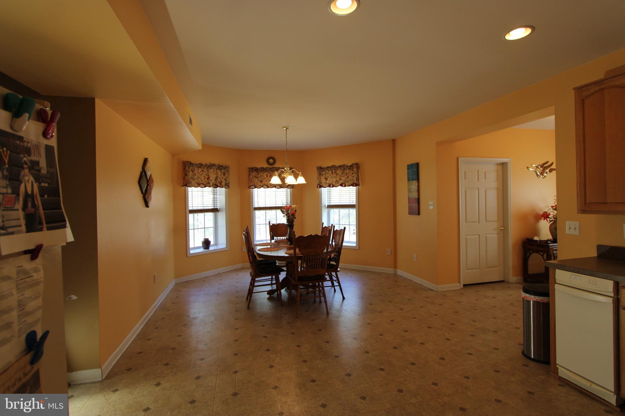 4346 Mountain Road Pasadena, MD 21122 - Photo 37 of 50