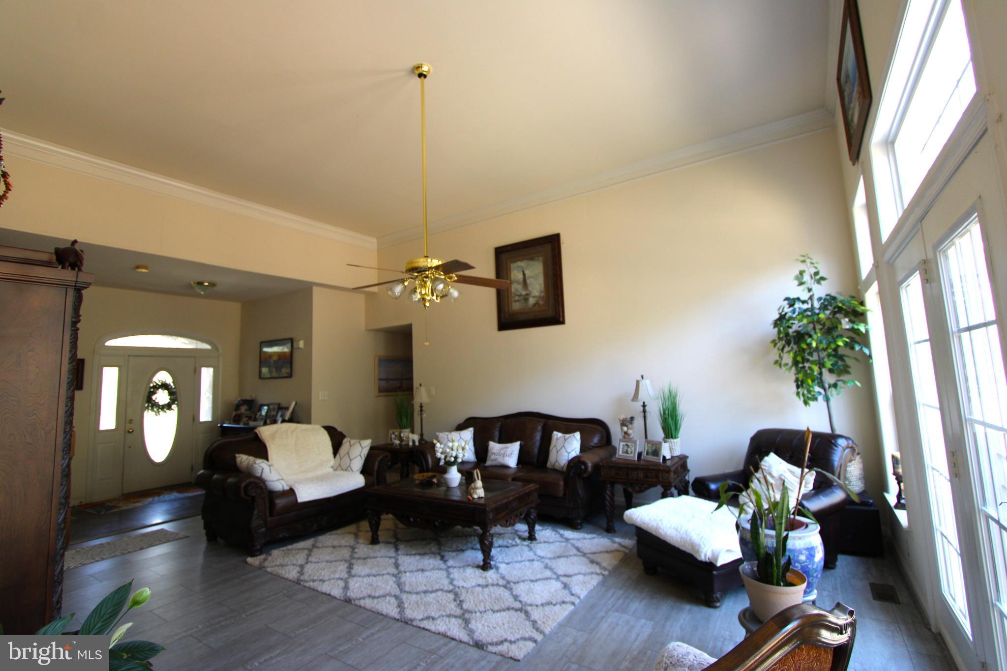 4346 Mountain Road Pasadena, MD 21122 - Photo 8 of 50