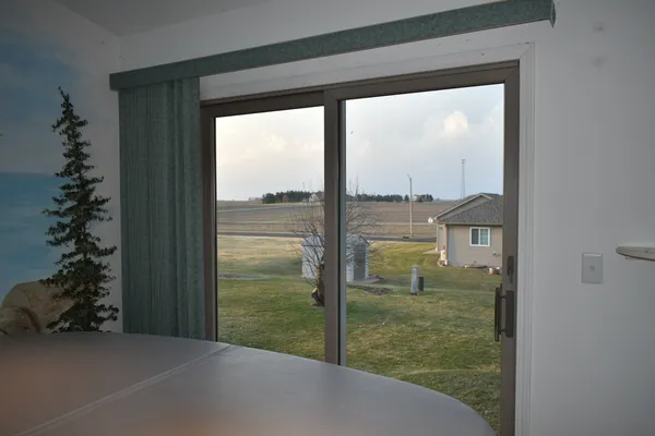 $319,900 | 1308 Carol Drive, Roanoke, IL 61561