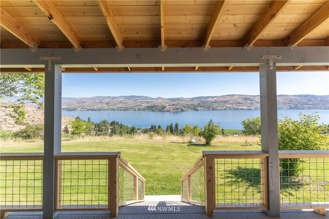 1290 Mowrey Road Chelan, WA 98816 - Photo 3 of 35 Gallery Image 3