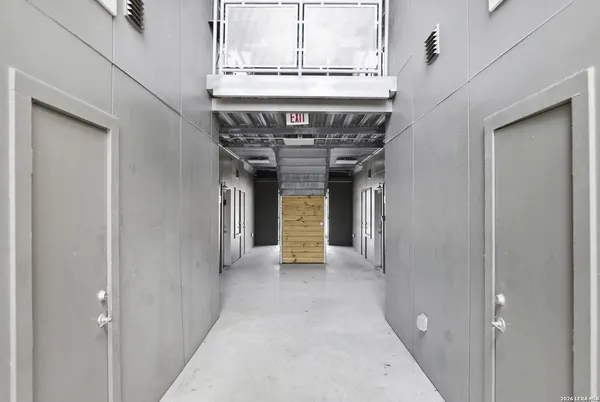 a view interior of a house with an entryway