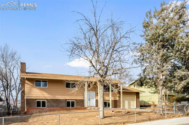 $375,000 | 528 Rowe Lane, Colorado Springs, CO 80911
