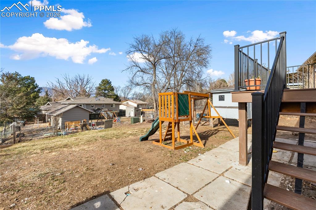 528 Rowe Lane Colorado Springs, CO 80911 - Photo 38 of 38 a view of outdoor space with seating