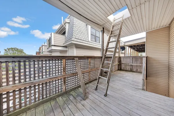 $4,375 | 16 O Street, Unit 3, Boston, MA 02127