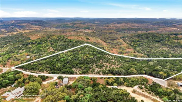 $529,200 | 105-109 West Winding Loop, Boerne, TX 78006