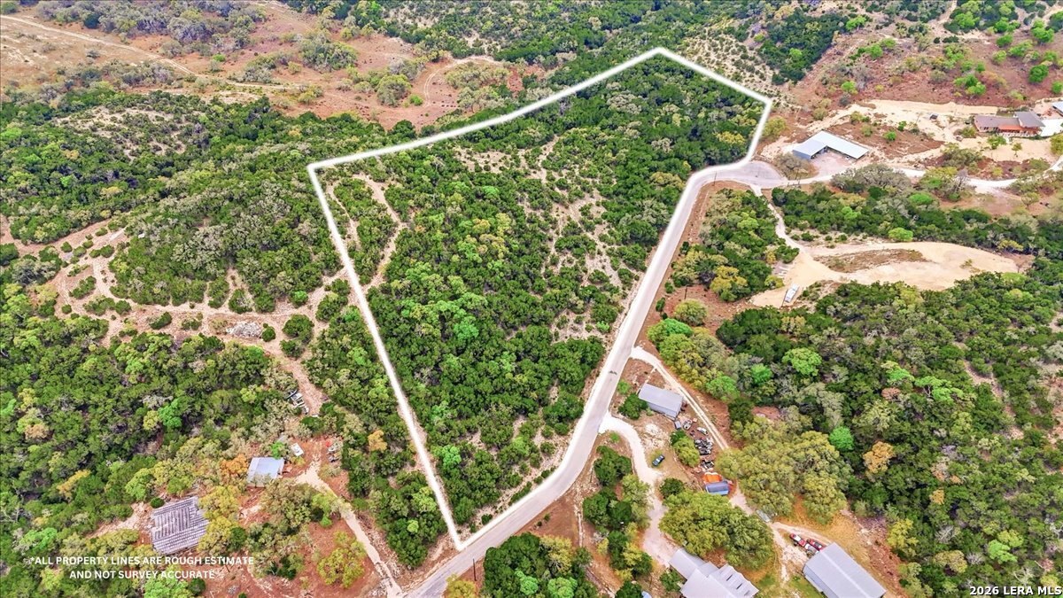 105-109 West Winding Loop Boerne, TX 78006 - Photo 7 of 34 a view of a yard with plants
