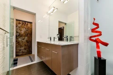 $1,325,000 | 35 Channel Center Street, Unit 206, Boston, MA 02210