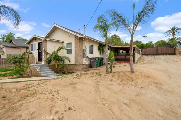 a view of a house with a patio