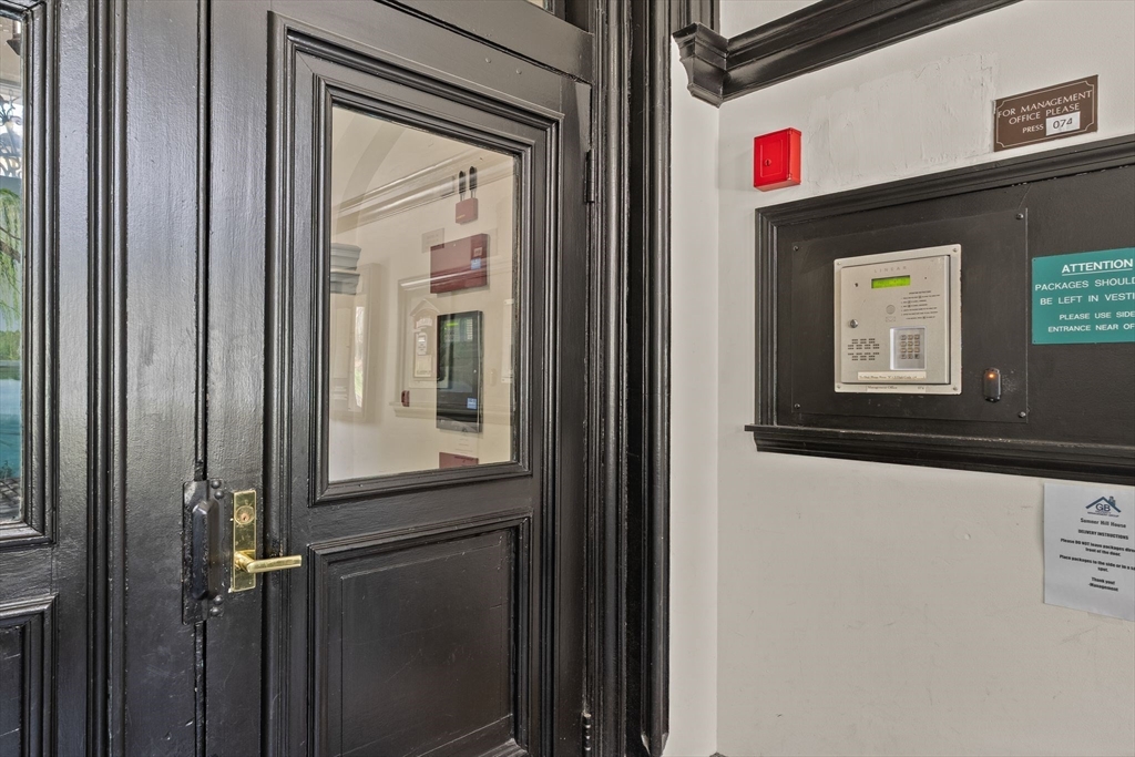 76 Elm Street, Unit PH 404 Boston, MA 02130 - Photo 12 of 34