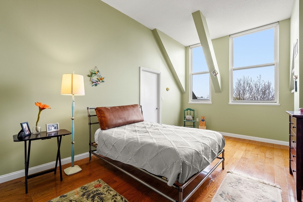 76 Elm Street, Unit PH 404 Boston, MA 02130 - Photo 19 of 34