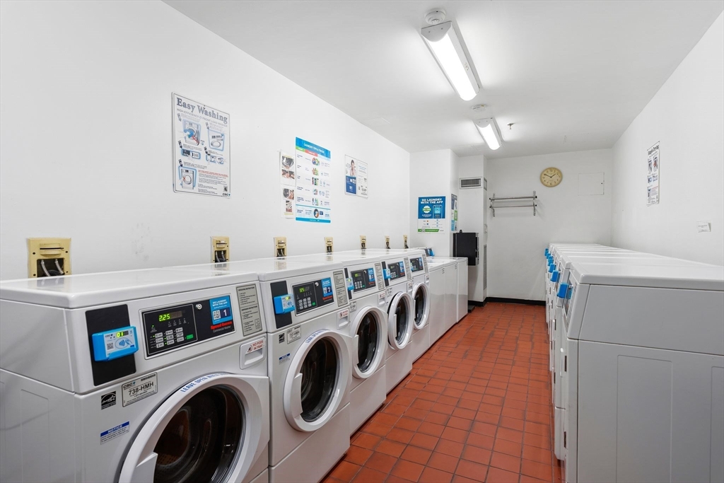 76 Elm Street, Unit PH 404 Boston, MA 02130 - Photo 26 of 34