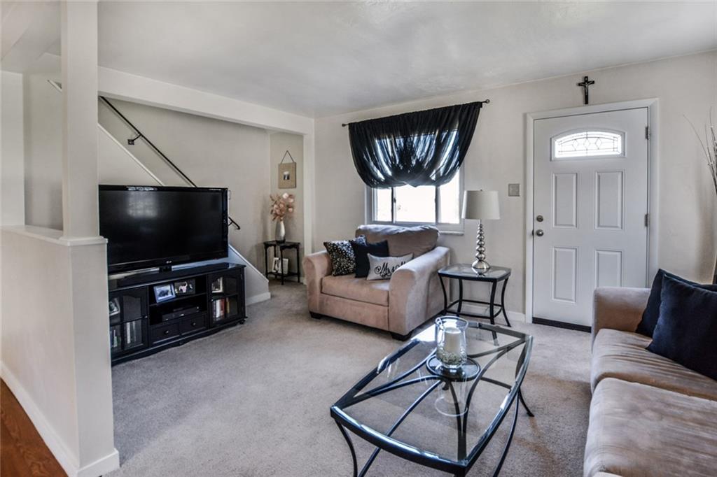 165 Gass Road Pittsburgh, PA 15229 - Photo 12 of 25 Gallery Image 12