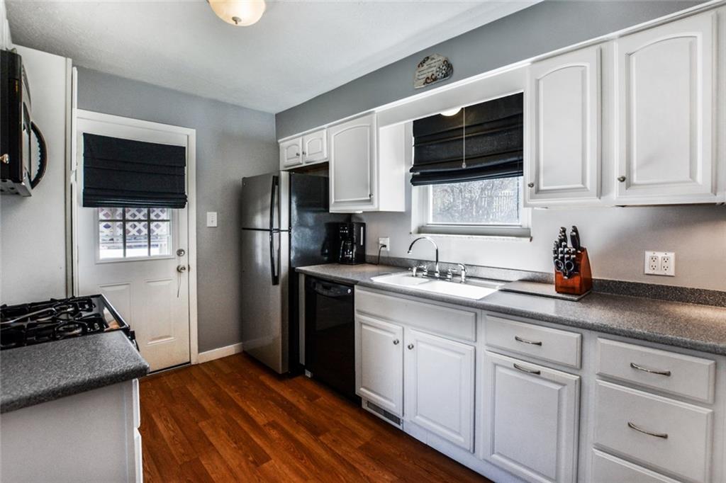 165 Gass Road Pittsburgh, PA 15229 - Photo 8 of 25 Gallery Image 8