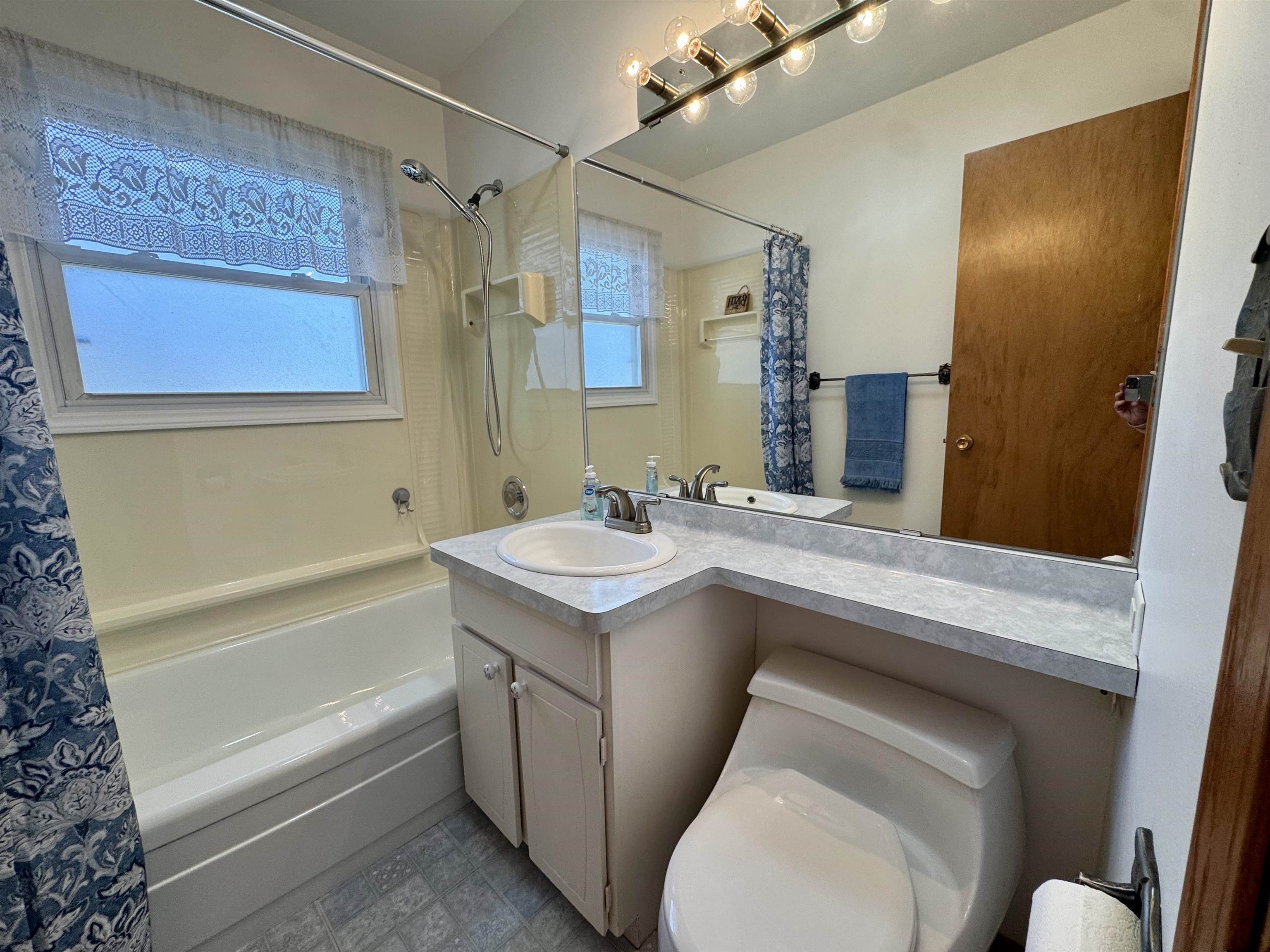 1964 Masters Street Beloit, WI 53511 - Photo 21 of 35