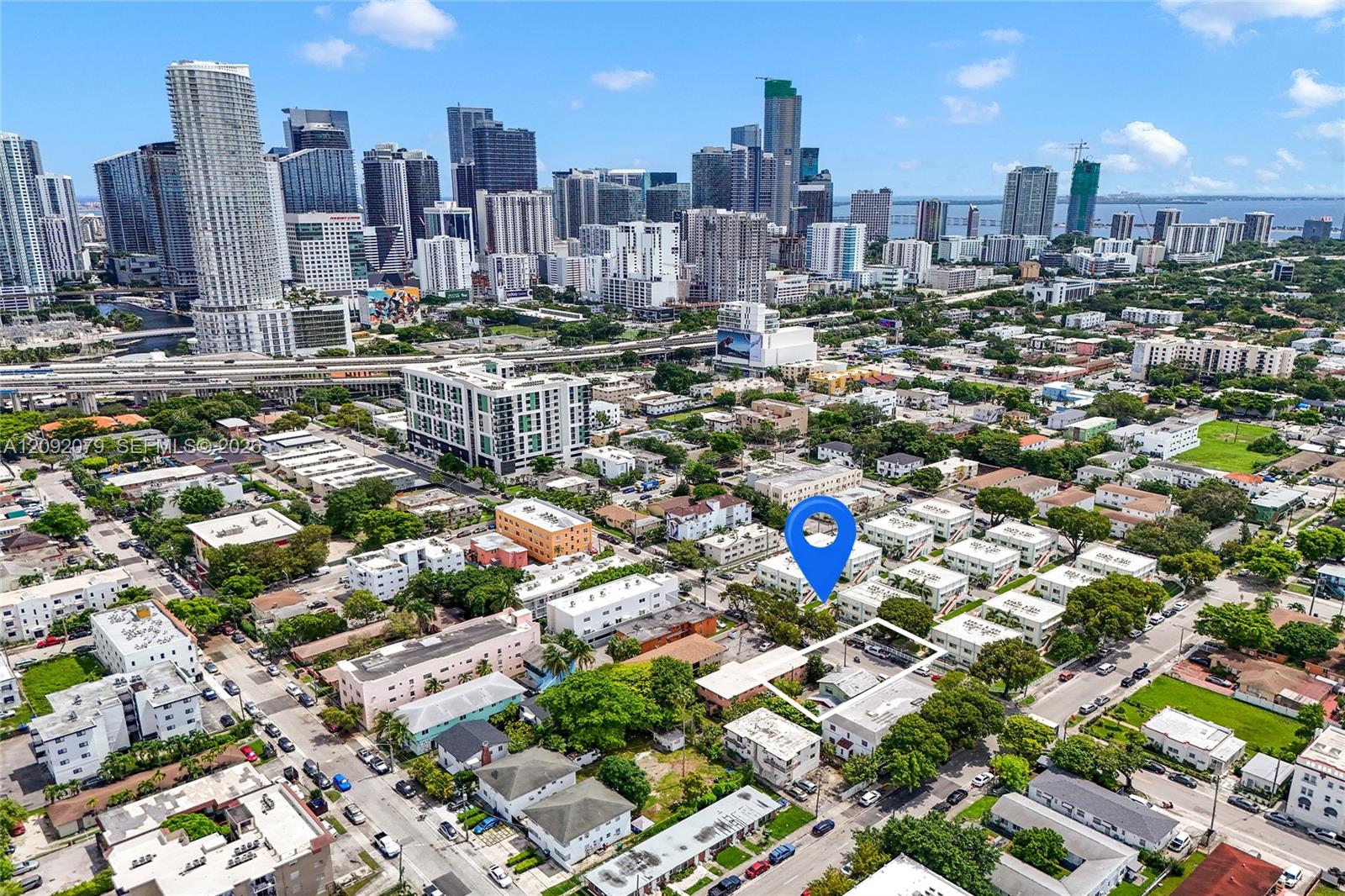 569 Southwest 5th Street Miami, FL 33130 - Photo 21 of 28 Gallery Image 21