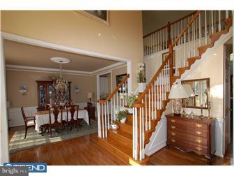 208 Robin Redbreast Road Newark, DE 19711 - Photo 2 of 12 Gallery Image 2