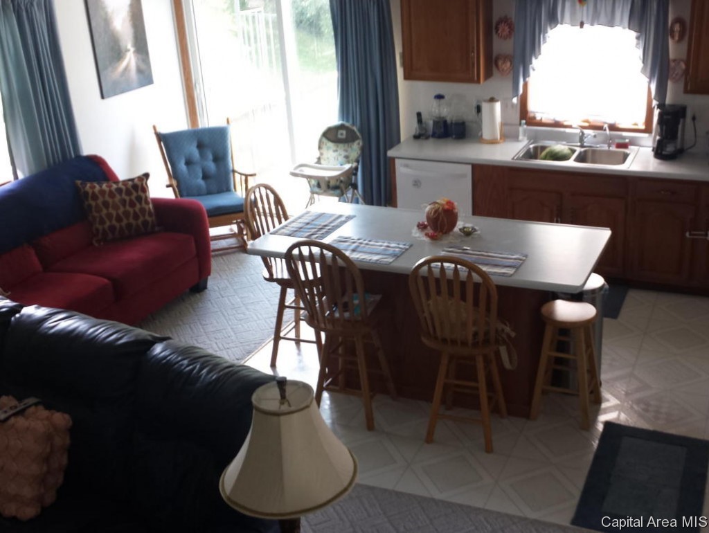 1532 Barefoot Road Knoxville, IL 61448 - Photo 3 of 36 Gallery Image 3
