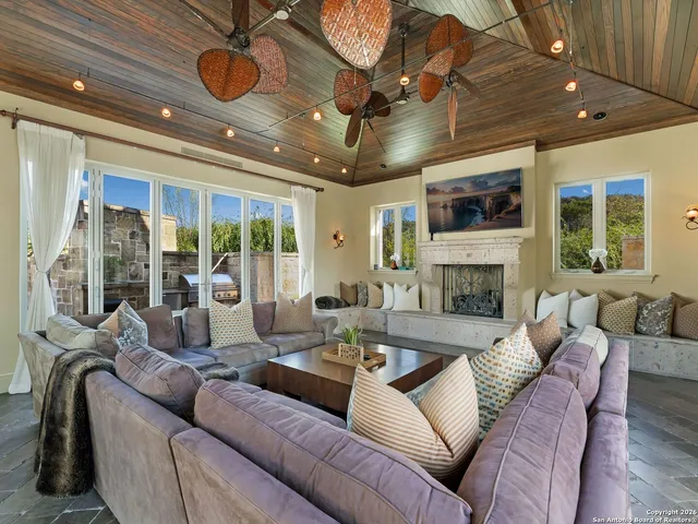 $8,250,000 | 14 Duxbury Park, San Antonio, TX 78257