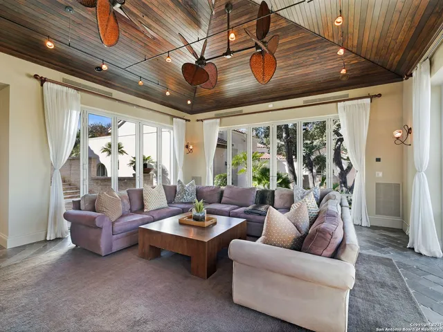 $8,250,000 | 14 Duxbury Park, San Antonio, TX 78257