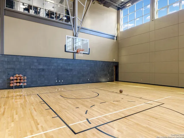 $8,250,000 | 14 Duxbury Park, San Antonio, TX 78257