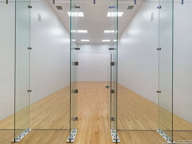 $8,250,000 | 14 Duxbury Park, San Antonio, TX 78257