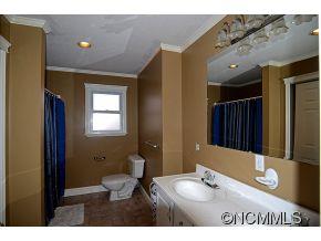 3457 Ashworth Road Marion, NC 28752 - Photo 15 of 16 Gallery Image 15