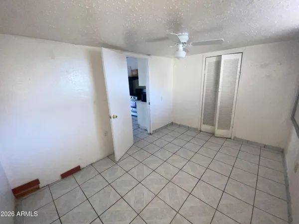 $1,125 | 575 North Delaware Street, Unit E, Chandler, AZ 85225