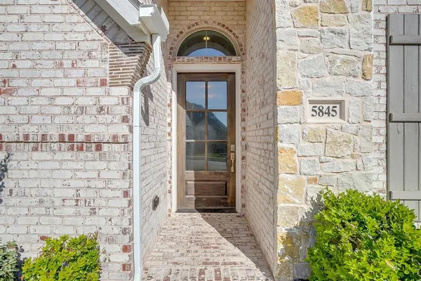 $3,500 | 5845 Turner May Drive, Fort Worth, TX 76126