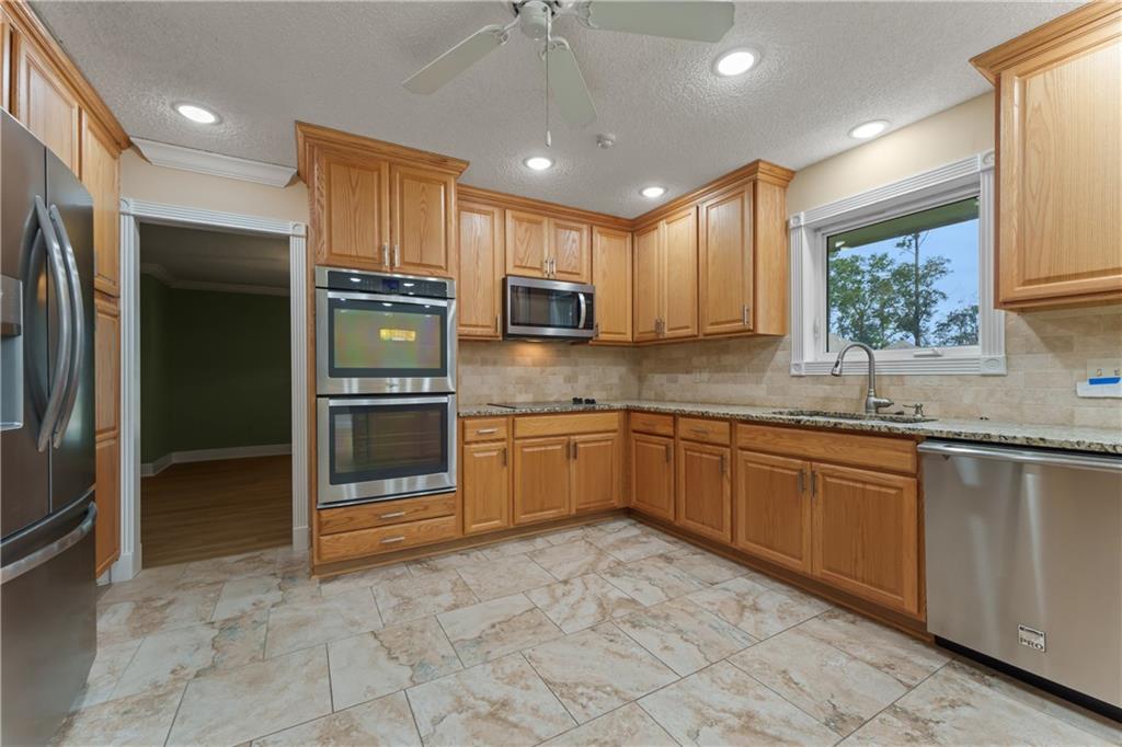 601 Rue Cannes Hammond, LA 70403 - Photo 10 of 26