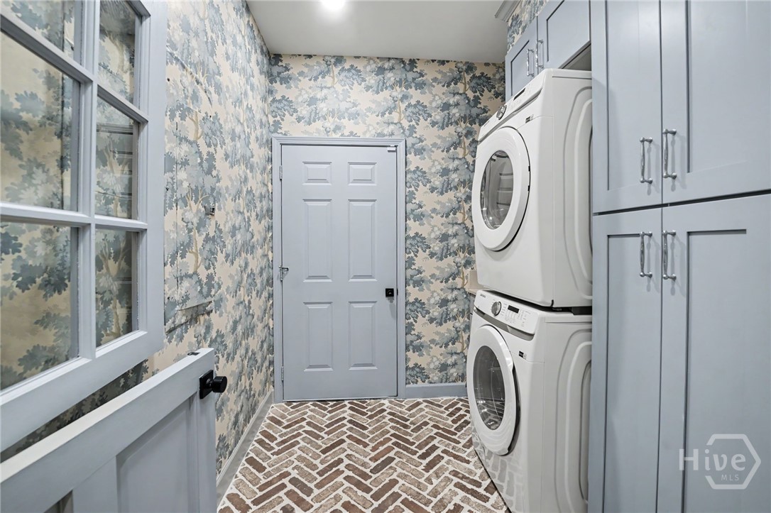 2 Tarrow Ridge Road Savannah, GA 31411 - Photo 21 of 52 Dutch door to laundry room