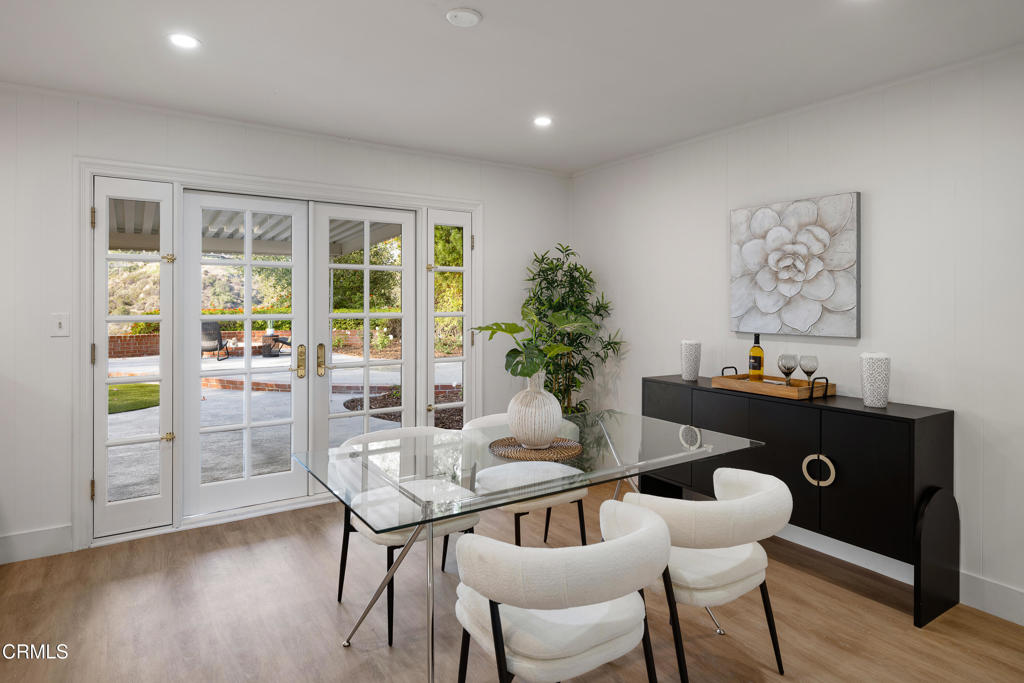 3514 St Elizabeth Road Glendale, CA 91206 - Photo 11 of 75 a living room with furniture and wooden floor